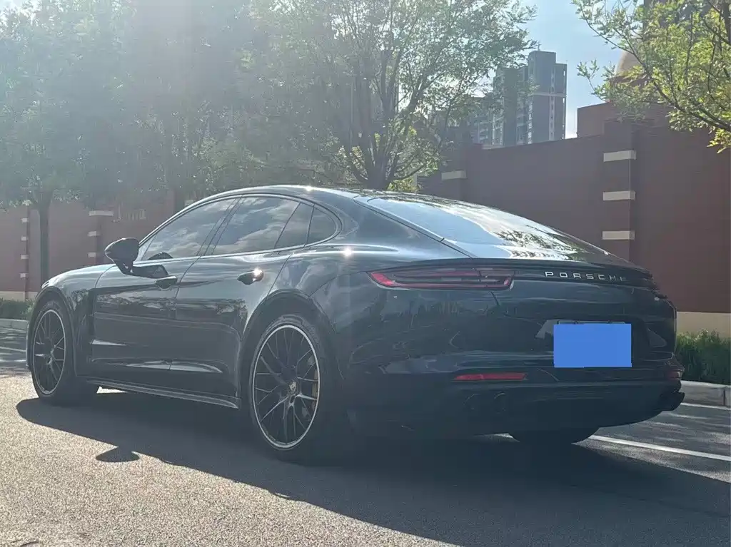 Panamera 2019 Panamera 2.9T купить на сайте DeffCars