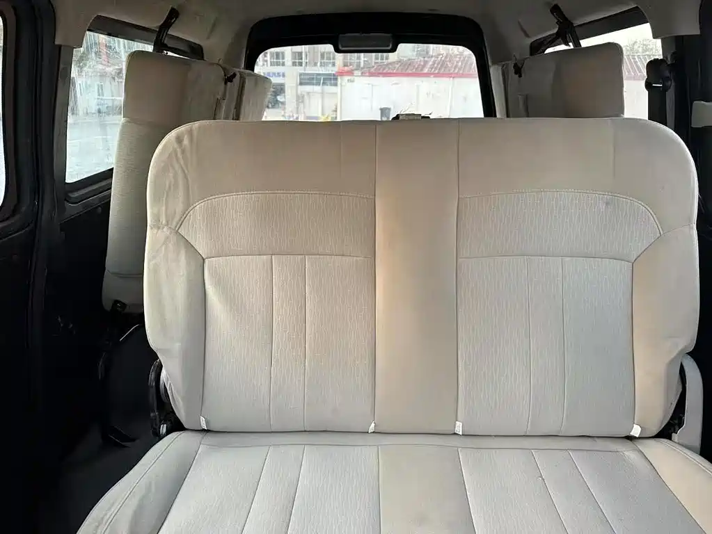 Lingzhi 2020 M5L 1.6L basic model 7 seats купить на сайте DeffCars