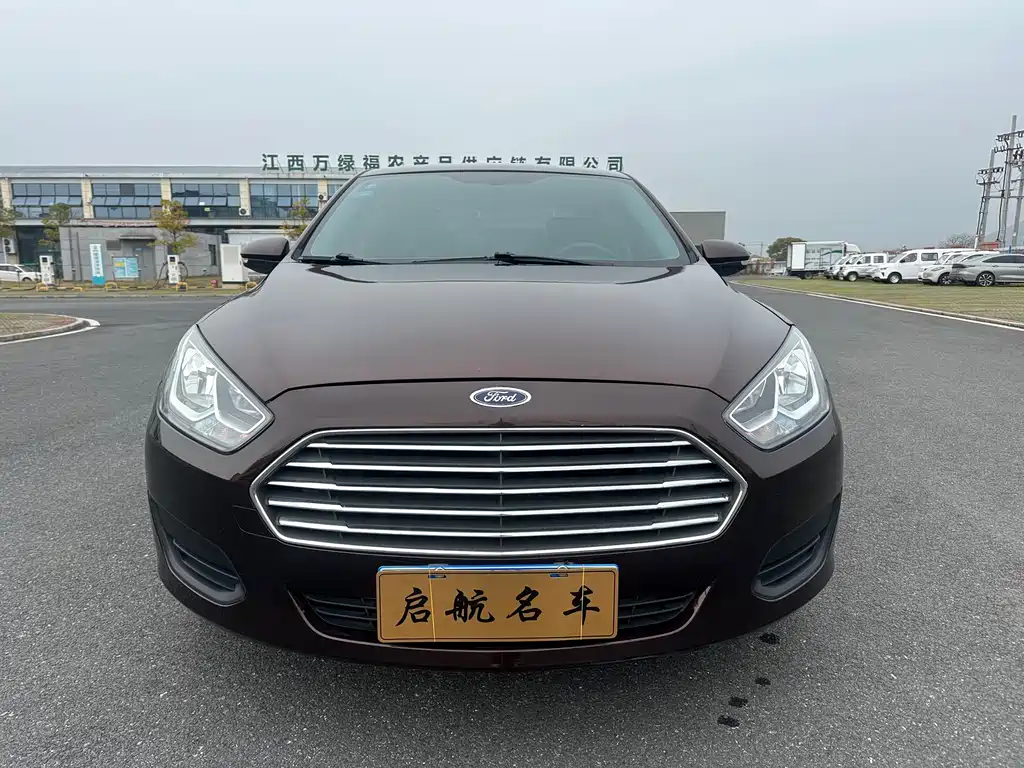 Escort 2019 facelift 1.5L automatic quality model (tire pressure monitoring) National VI купить на сайте DeffCars