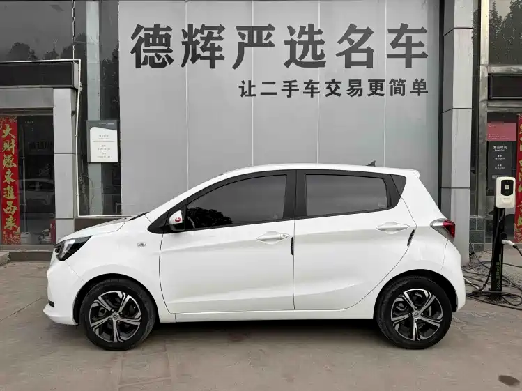 Changan Benben E-Star 2021 National Edition Xinyue Edition Lithium Iron Phosphate (31.18kWh) купить на сайте DeffCars