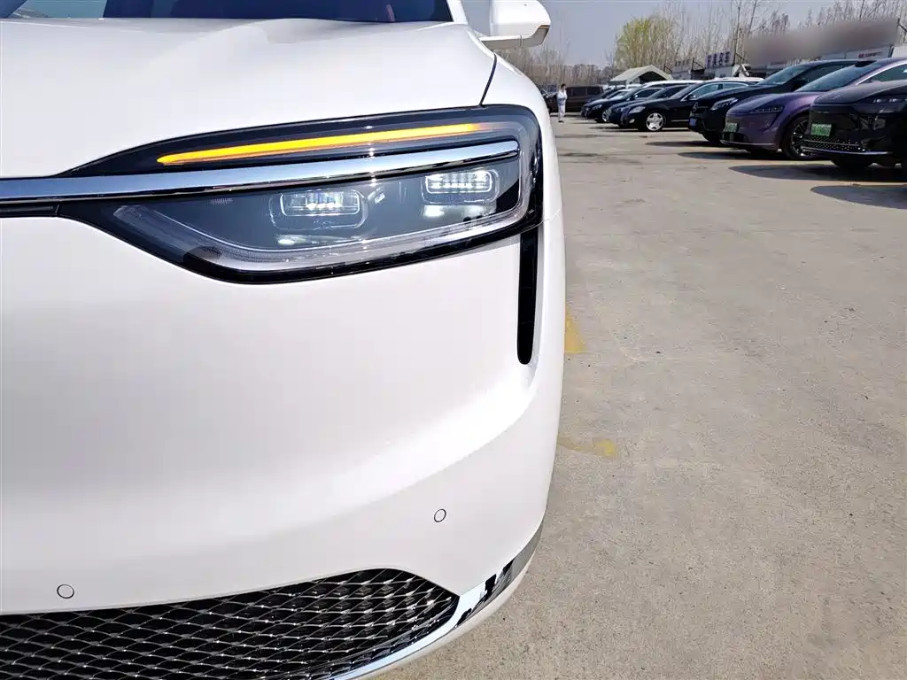 Wenjie M7 2026 Pure Electric Max Long Range Edition 5-seater 192-line lidar) купить на сайте DeffCars