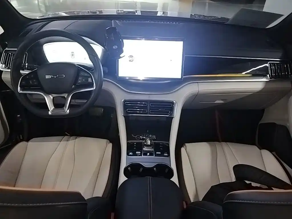 Song Plus New Energy 2024 Honor Edition DM-i 110km Flagship купить на сайте DeffCars