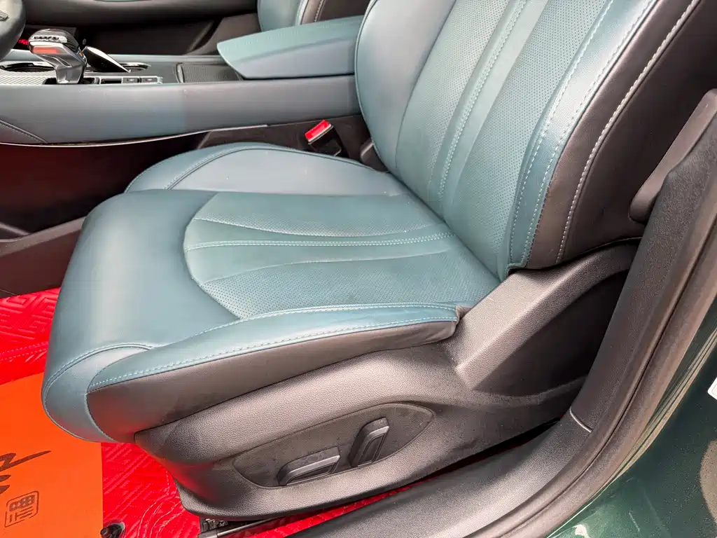 MG7 2023 2.0T Automatic Beauty Hunting Exclusive Edition купить на сайте DeffCars