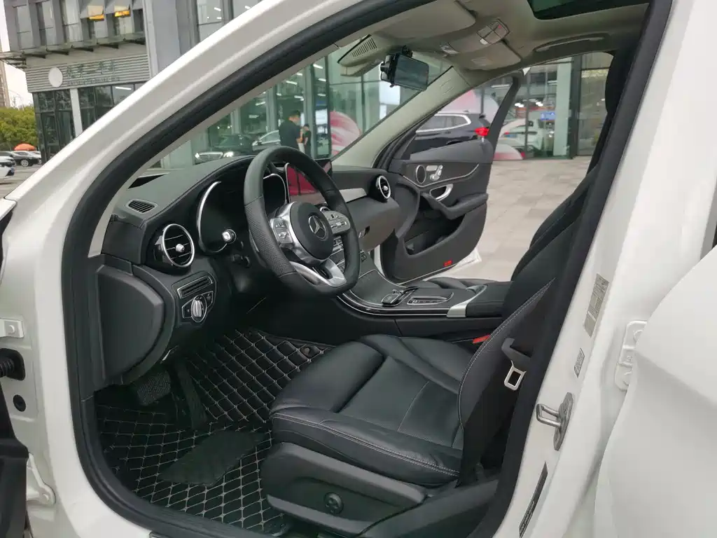 Mercedes-Benz C-Class 2020 C 260 L Sports Edition купить на сайте DeffCars