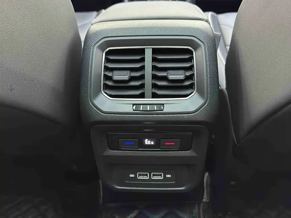 Tiguan L New Energy 2020 430PHEV plug-in hybrid flagship version купить на сайте DeffCars