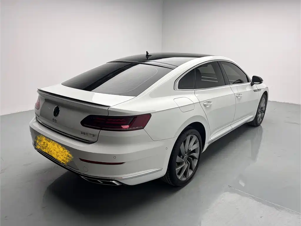 FAW-Volkswagen CC 2023 380TSI eye-catching version купить на сайте DeffCars