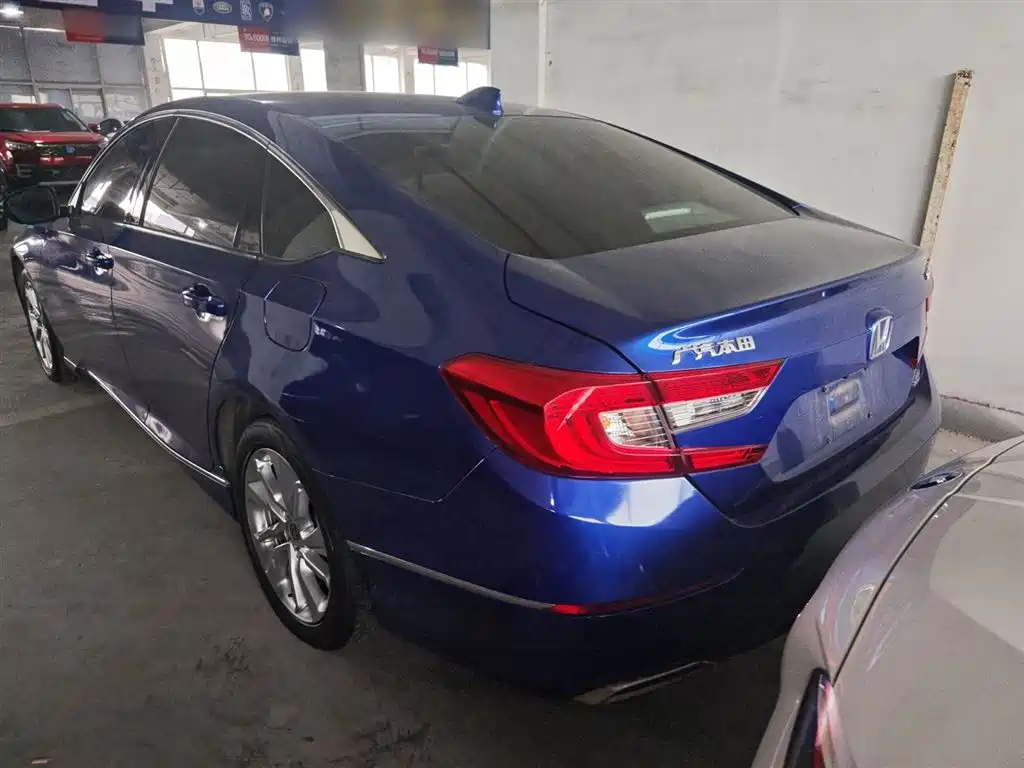 Accord 2018 260TURBO Elite Edition National V купить на сайте DeffCars