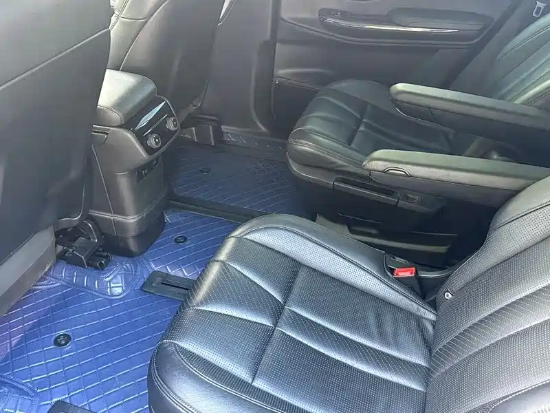 NIO ES8 2020 450KM six-seater version купить на сайте DeffCars