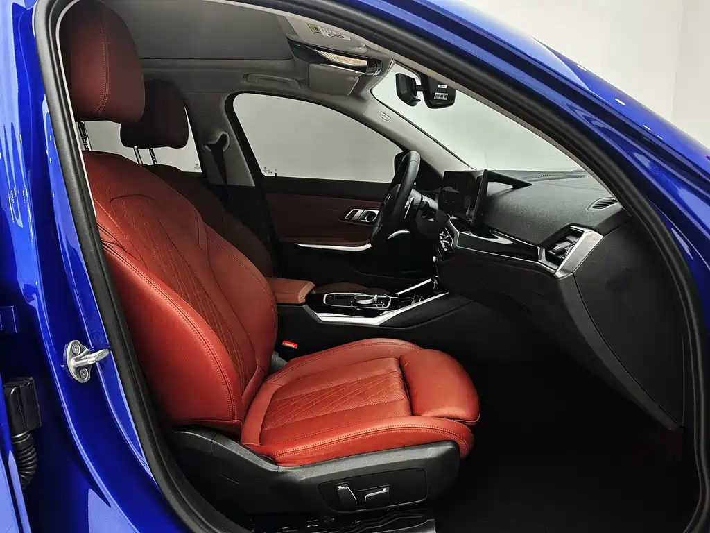 BMW 3 Series 2024 320Li M Sports Package купить на сайте DeffCars
