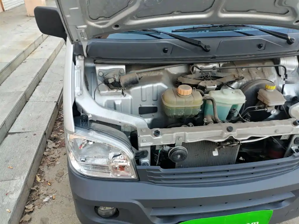 Wuling Zhiguang 2020 1.2L Practical National VI LSI купить на сайте DeffCars