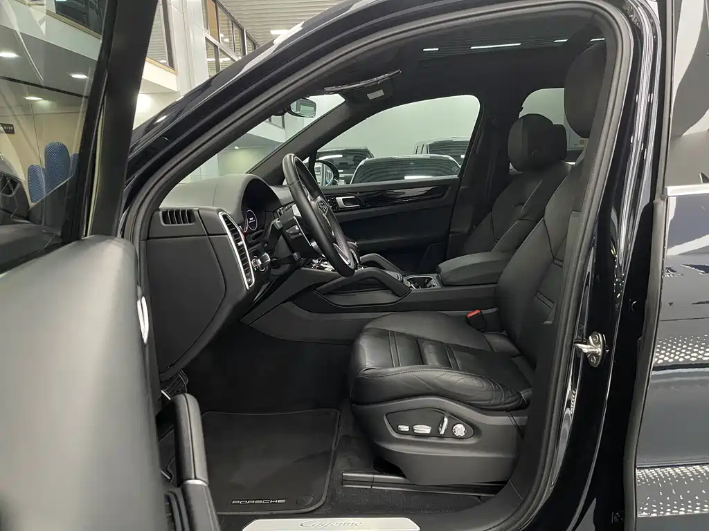 Cayenne 2019 Cayenne 3.0T купить на сайте DeffCars