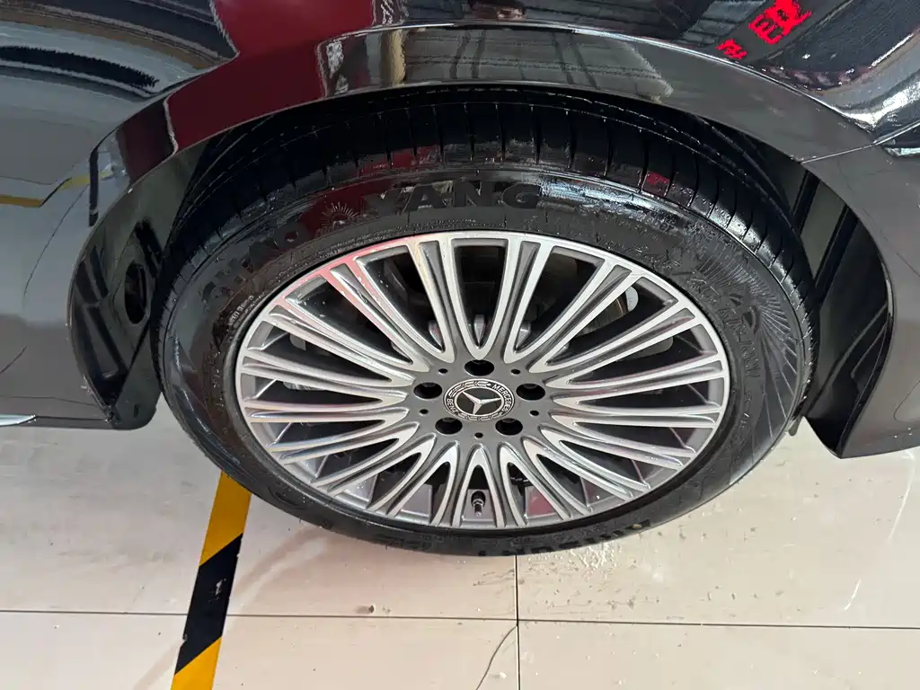 Mercedes-Benz E-Class 2023 E 300 L Fashion купить на сайте DeffCars