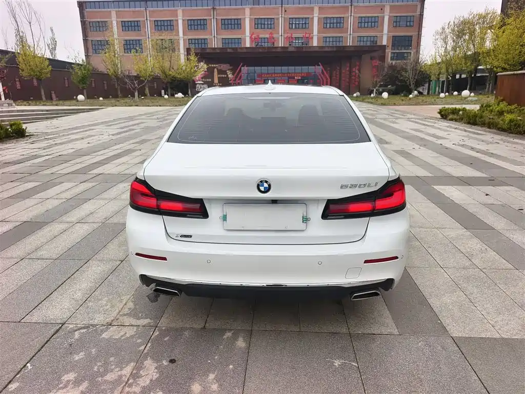 BMW 5 Series 2022 facelift 530Li xDrive luxury package купить на сайте DeffCars