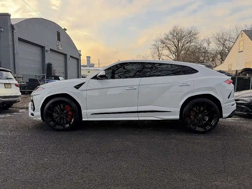 Urus 2018 4.0T V8 купить на сайте DeffCars