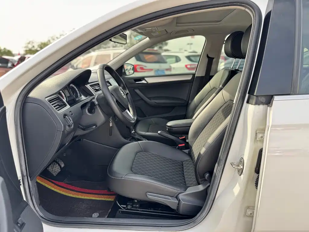 Xinrui 2019 1.5L automatic comfort version National VI купить на сайте DeffCars