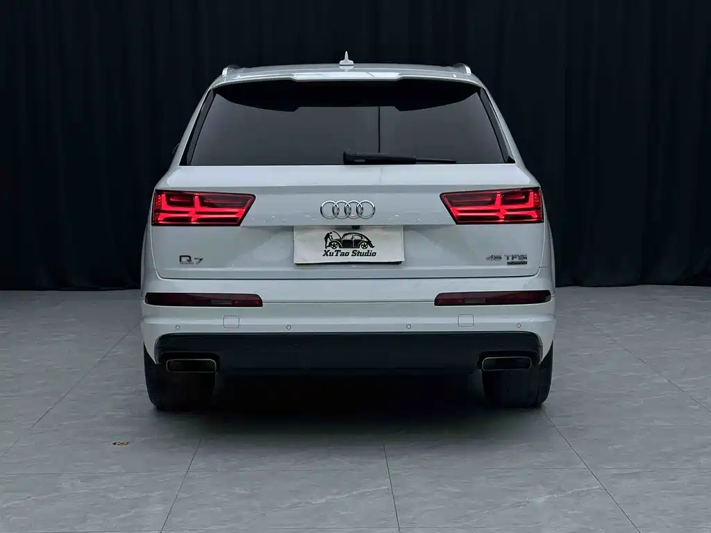 Audi Q7 2016 45 TFSI S line sports model купить на сайте DeffCars
