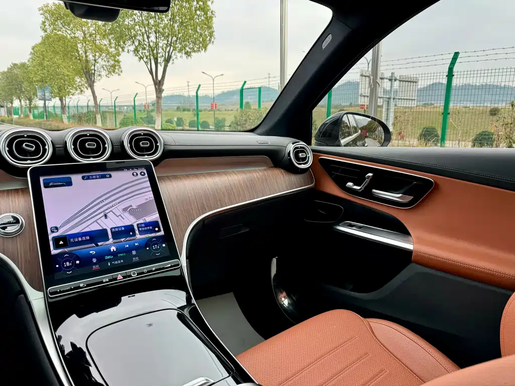 Mercedes-Benz GLC 2024 GLC 300 L 4MATIC Dynamic 7-seater купить на сайте DeffCars