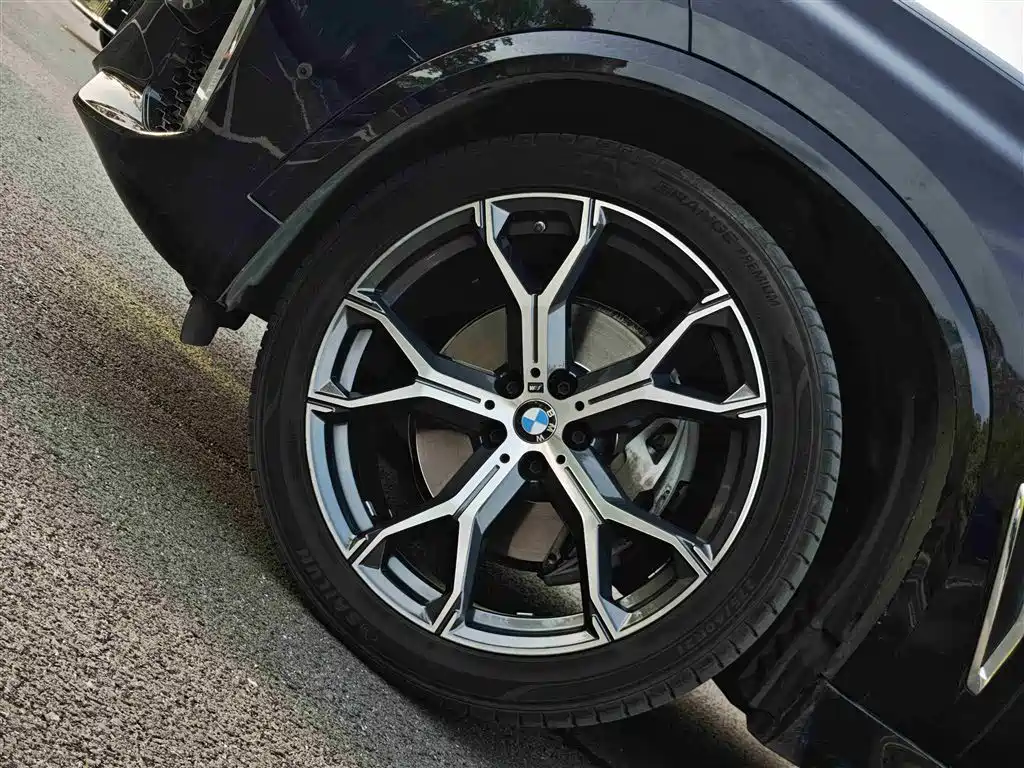 BMW X5 2022 facelift xDrive 40Li M sports package купить на сайте DeffCars