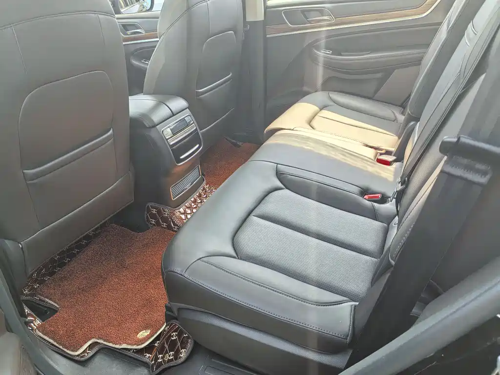 Roewe RX8 2018 30T Intelligent Networked Four-wheel Drive Supreme Edition купить на сайте DeffCars