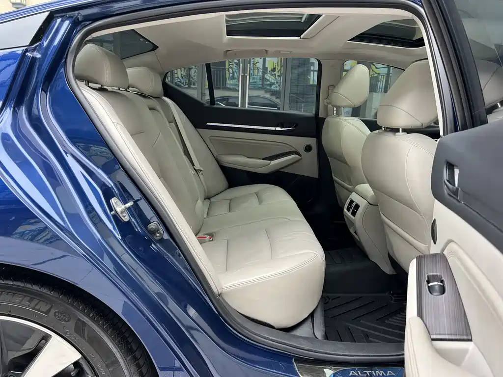 Teana 2019 2.0L XL Upper Smart Travel Edition купить на сайте DeffCars