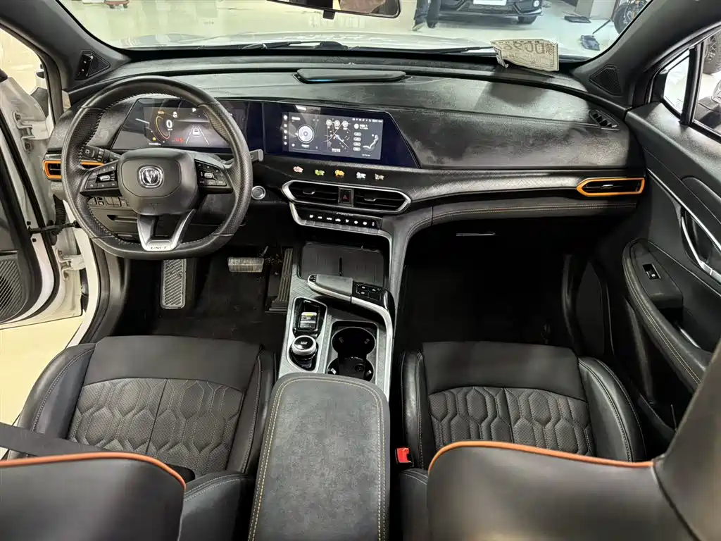 Changan UNI-T 2022 2.0T pilot model купить на сайте DeffCars