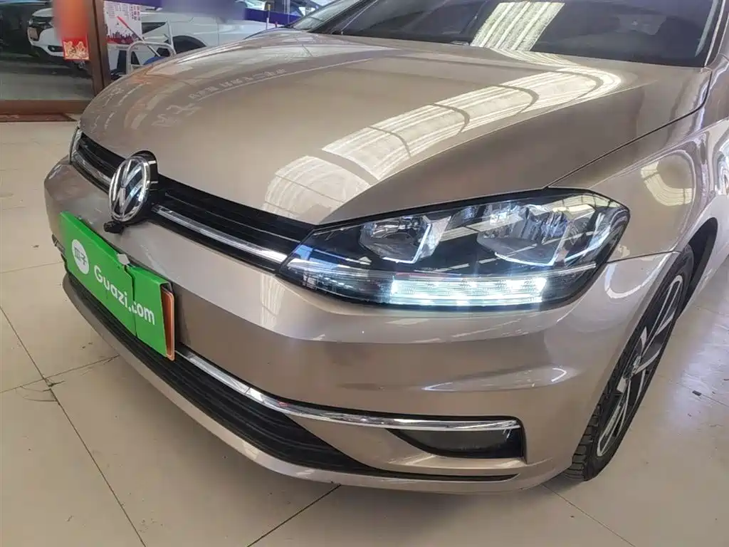 Golf 2018 230TSI automatic luxury model купить на сайте DeffCars