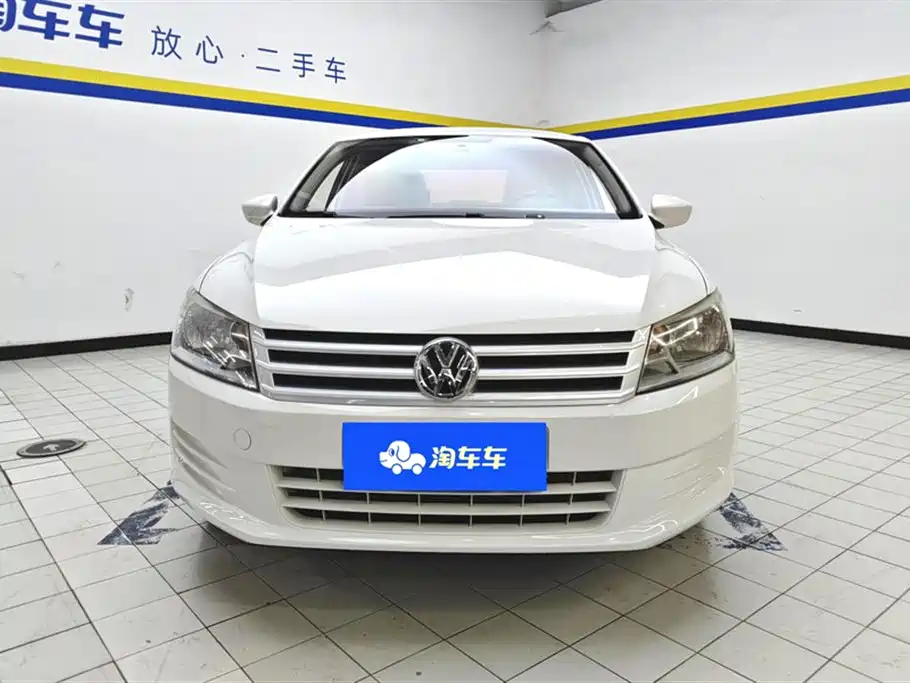 Santana 2015 1.4L Manual Fashion Edition купить на сайте DeffCars