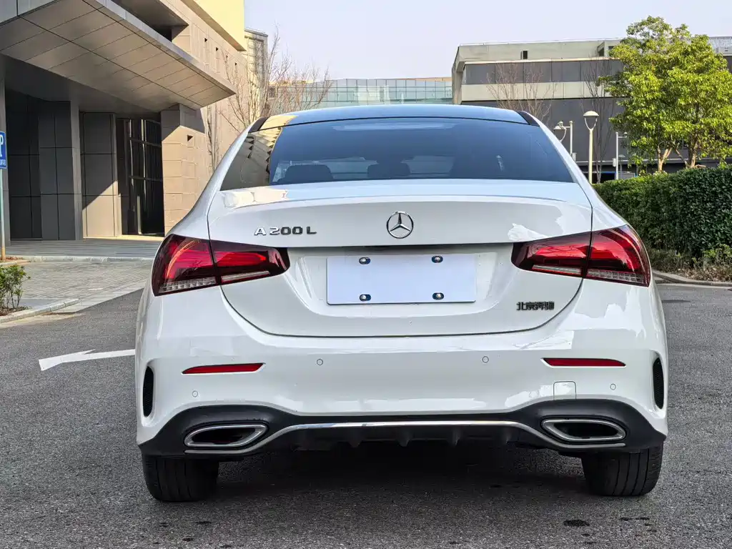 Mercedes-Benz A-Class 2022 A 200 L Sports Sedan Fashionable купить на сайте DeffCars