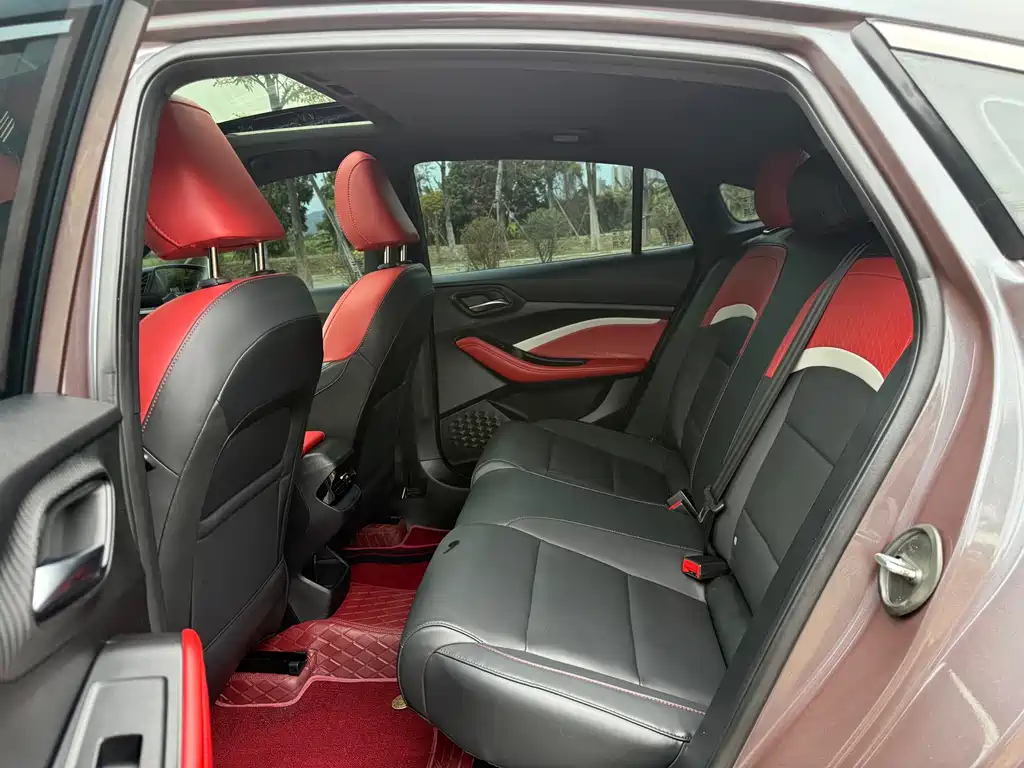 MG5 2022 300TGI DCT Chaoyue flagship version купить на сайте DeffCars