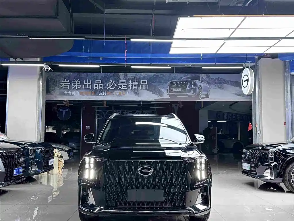 Trumpchi GS8 2022 Vanguard Series 2.0 TGDI 4WD Extreme Edition (Seven Seater) купить на сайте DeffCars