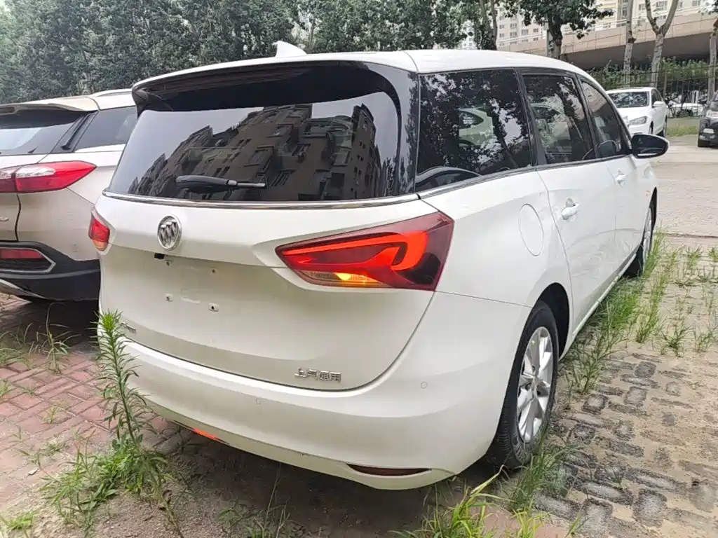 Buick GL6 2018 18T 6 Seater Luxury Edition купить на сайте DeffCars