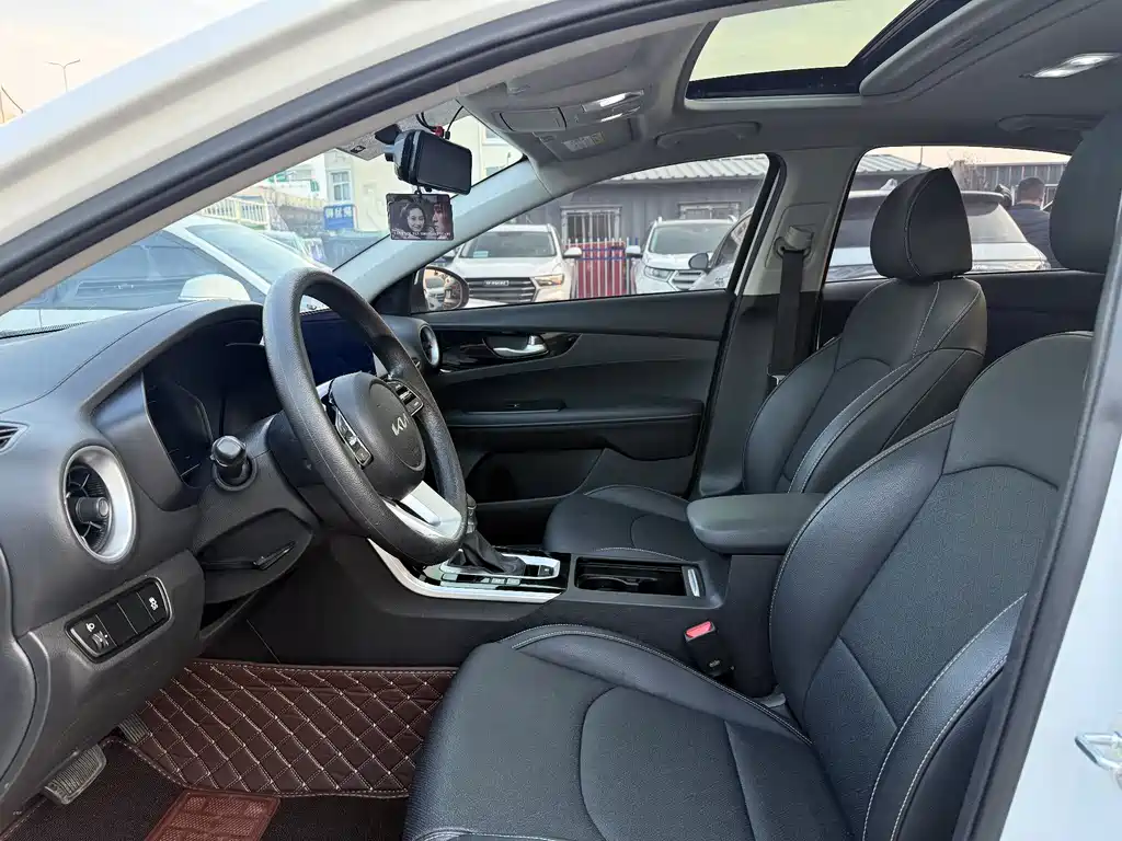 Kia K3 2021 1.5L CVT Youth Edition купить на сайте DeffCars