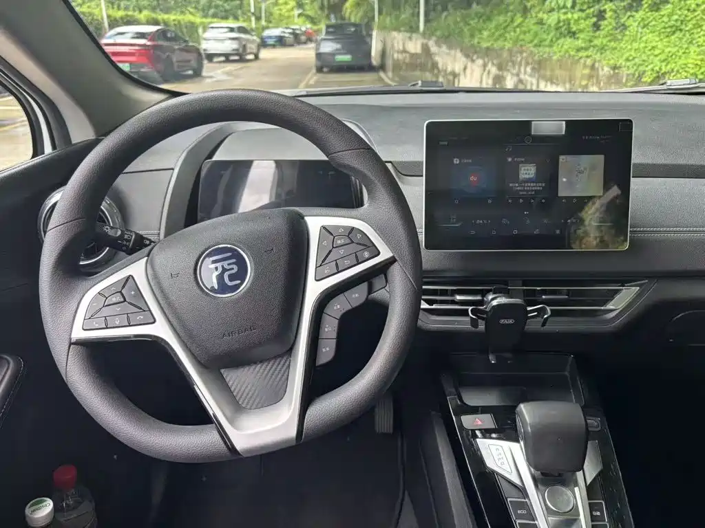 Yuan New Energy 2019 EV535 High Energy Pilot Edition купить на сайте DeffCars