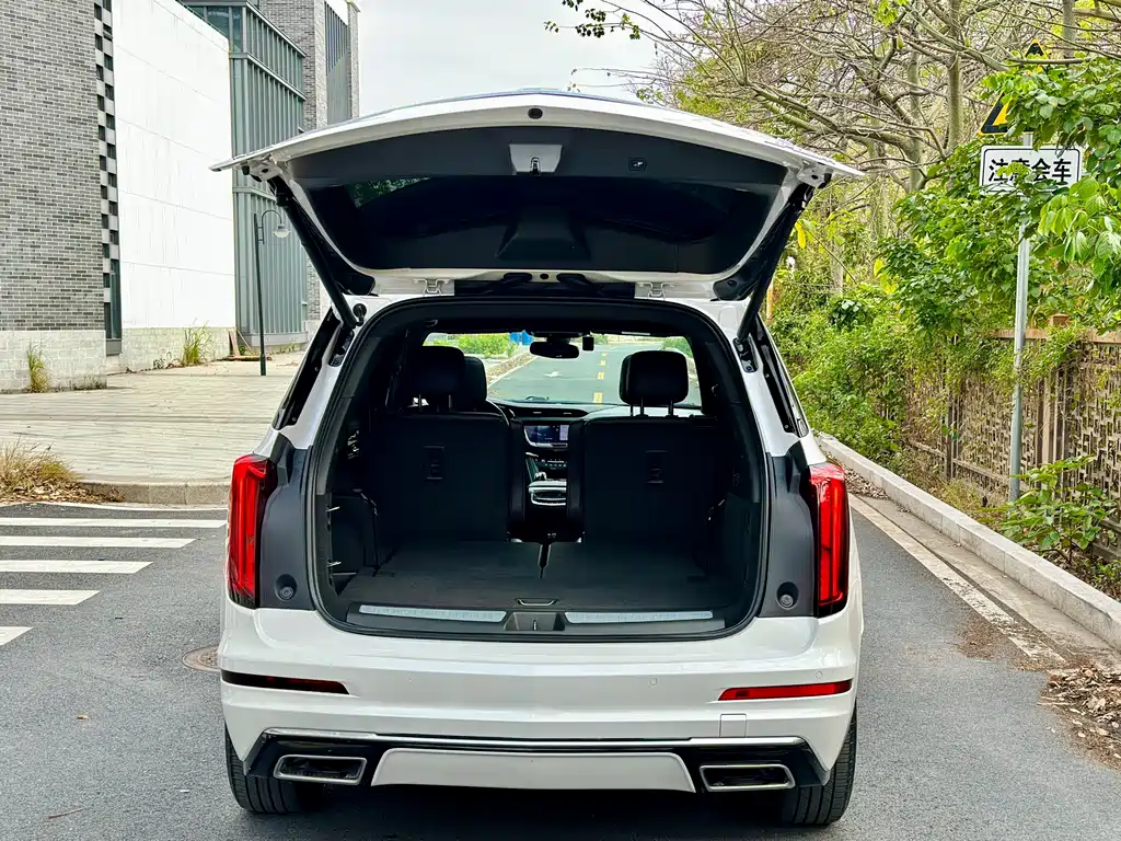 Cadillac XT6 2020 facelift 28T six-seat four-wheel drive luxury model купить на сайте DeffCars