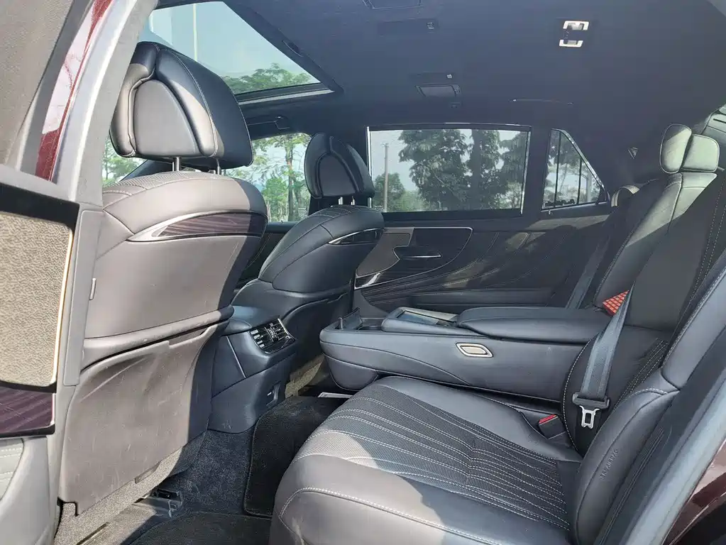 Lexus LS 2018 500h Deluxe Edition National V купить на сайте DeffCars