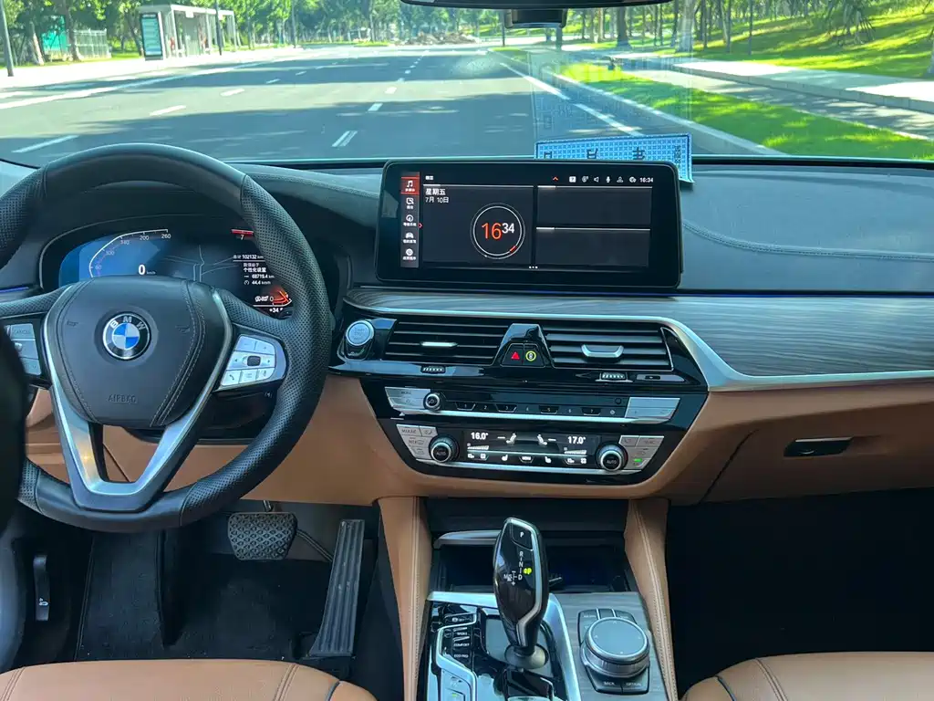 BMW 6 Series GT 2021 630i Luxury Design Package купить на сайте DeffCars
