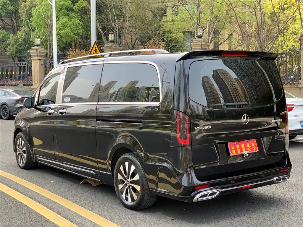 Vito 2023 2.0T Business Edition 7 seats купить на сайте DeffCars