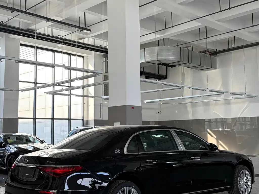 Maybach S-Class 2025 S 580 4MATIC купить на сайте DeffCars