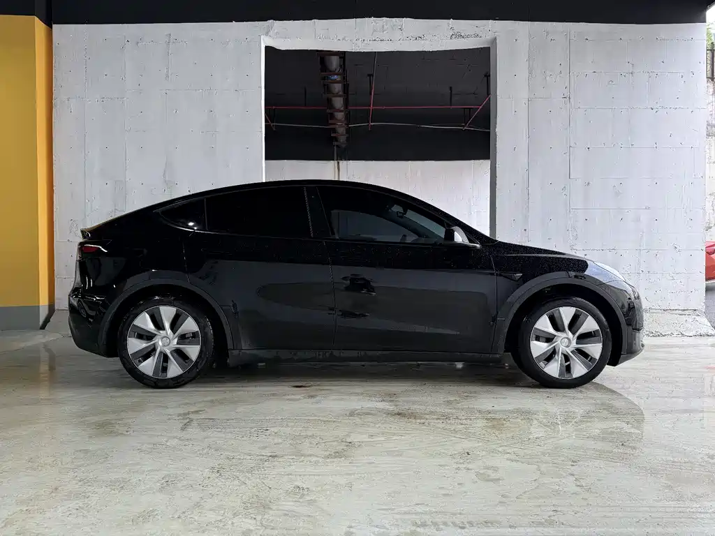 Model Y 2022 facelift rear-wheel drive version купить на сайте DeffCars