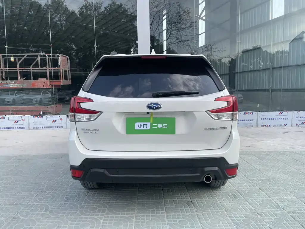 Forester 2022 2.0i AWD Deluxe Edition EyeSight купить на сайте DeffCars