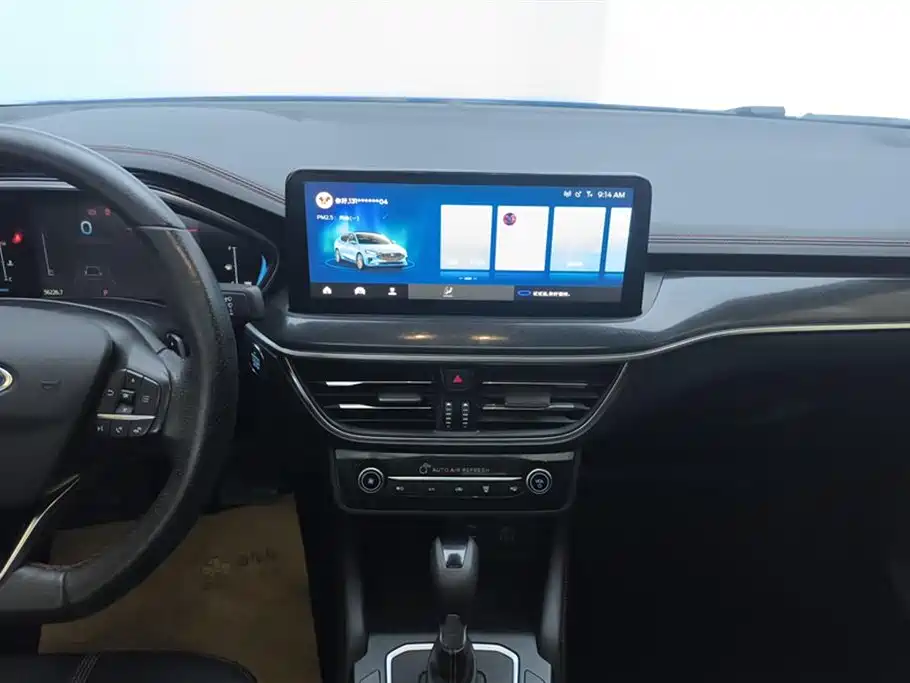 Focus 2022 Sedan EcoBoost 180 Automatic ST Line купить на сайте DeffCars