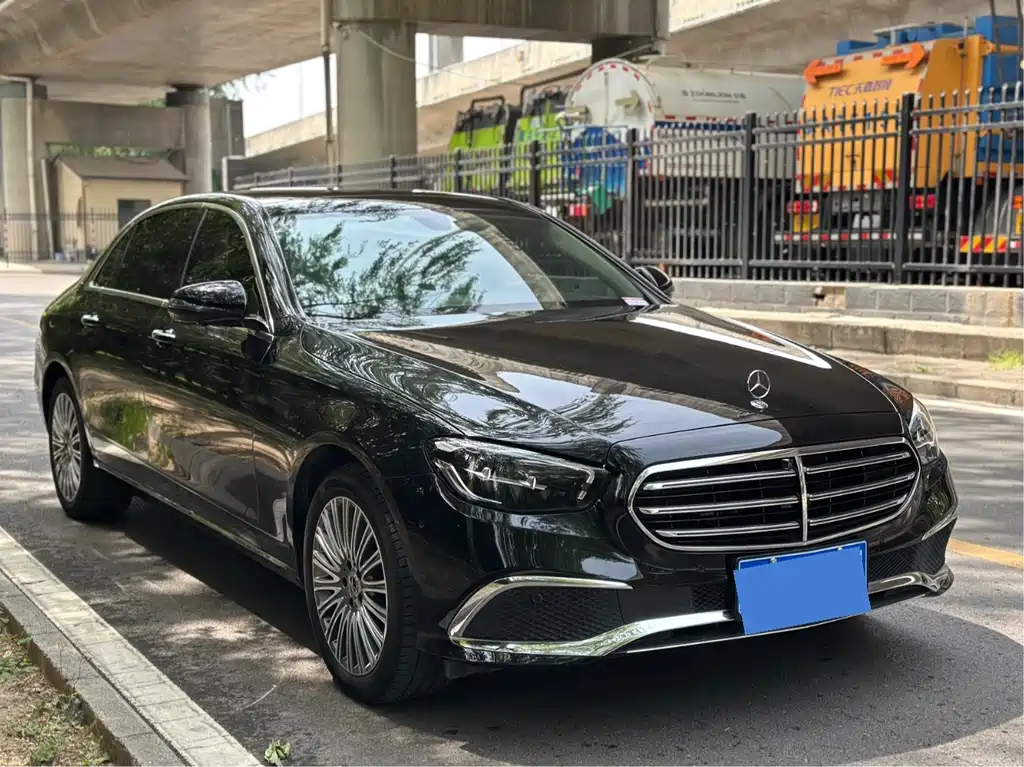 Mercedes-Benz E-Class 2023 E 300 L Fashion купить на сайте DeffCars