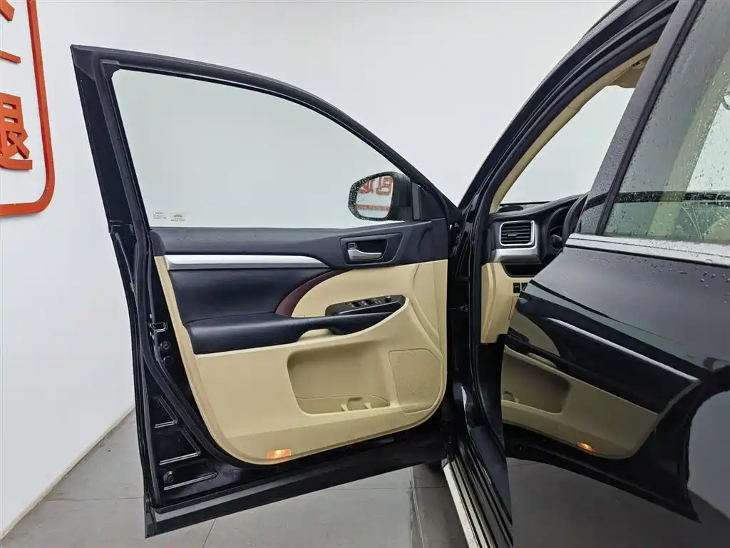 Highlander 2017 2.0T two-wheel drive elite version 5 seats купить на сайте DeffCars