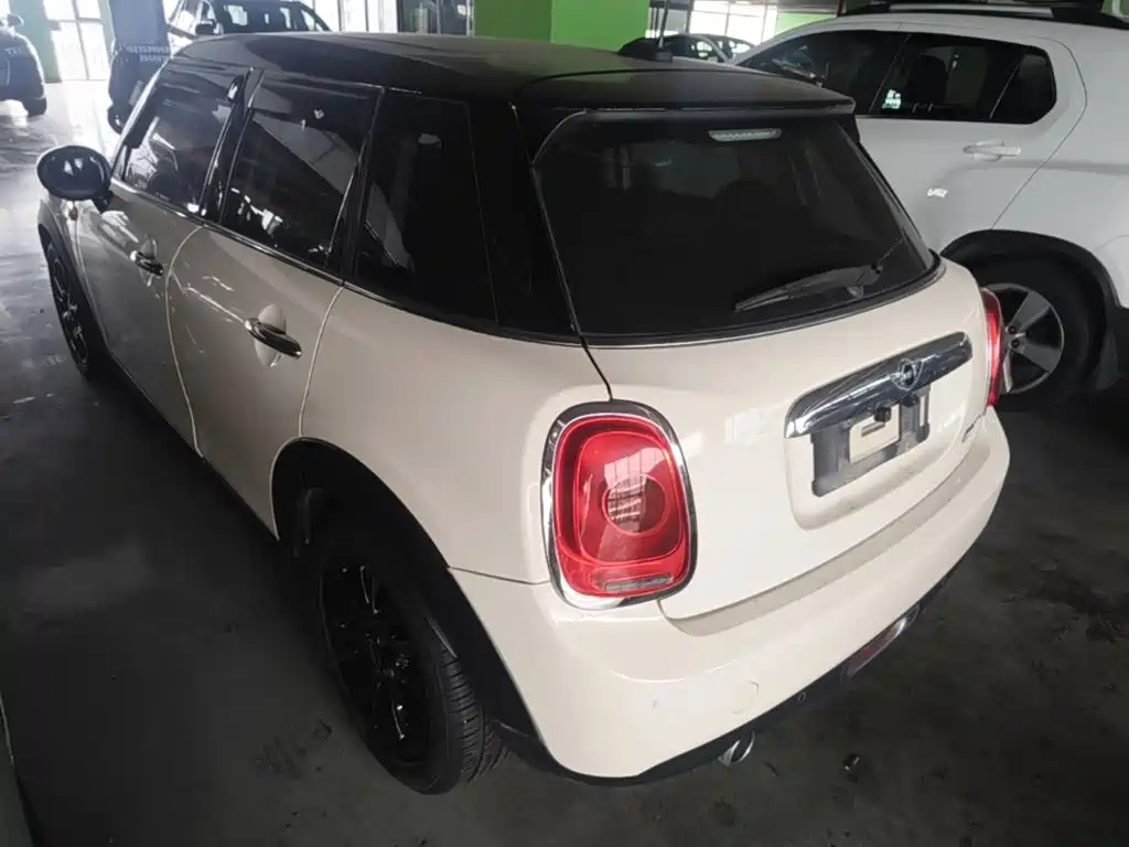 Mini 2016 1.5T COOPER five-door version купить на сайте DeffCars