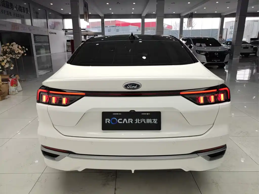Mondeo 2022 facelift EcoBoost 245 luxury model купить на сайте DeffCars