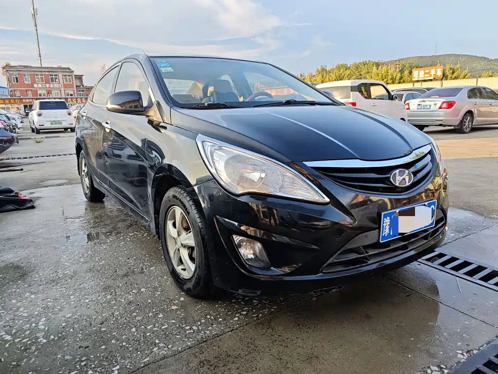 Rena 2010 sedan 1.4L manual luxury GLS купить на сайте DeffCars