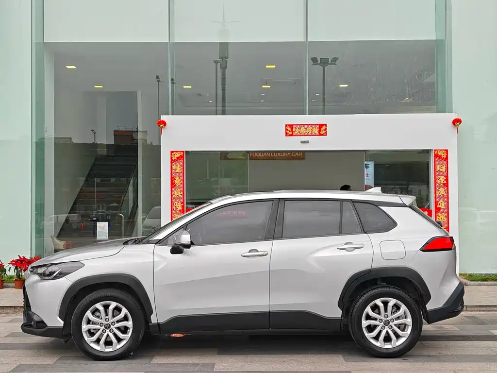 Fenglanda 2022 2.0L CVT Leading Edition купить на сайте DeffCars