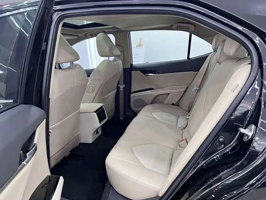Camry 2021 2.0G Deluxe Edition купить на сайте DeffCars