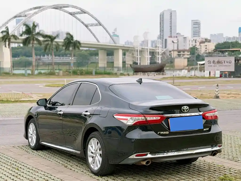 Camry 2023 2.0G Deluxe Edition купить на сайте DeffCars
