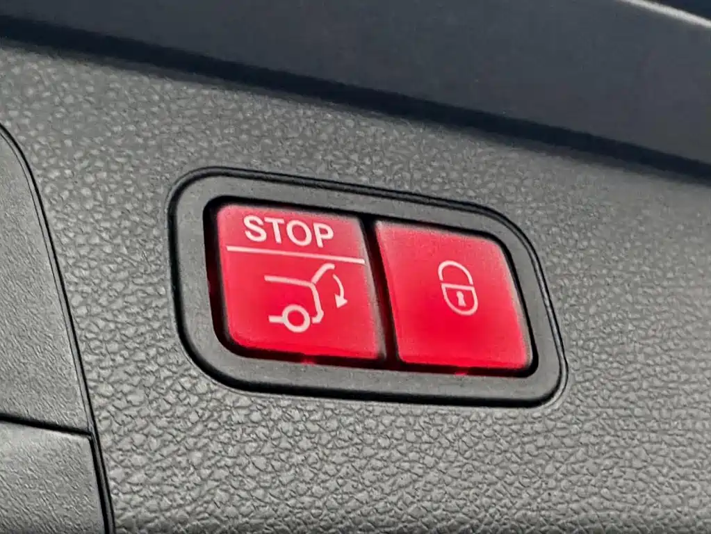 Mercedes-Benz GLC 2022 facelift GLC 260 L 4MATIC luxury model купить на сайте DeffCars